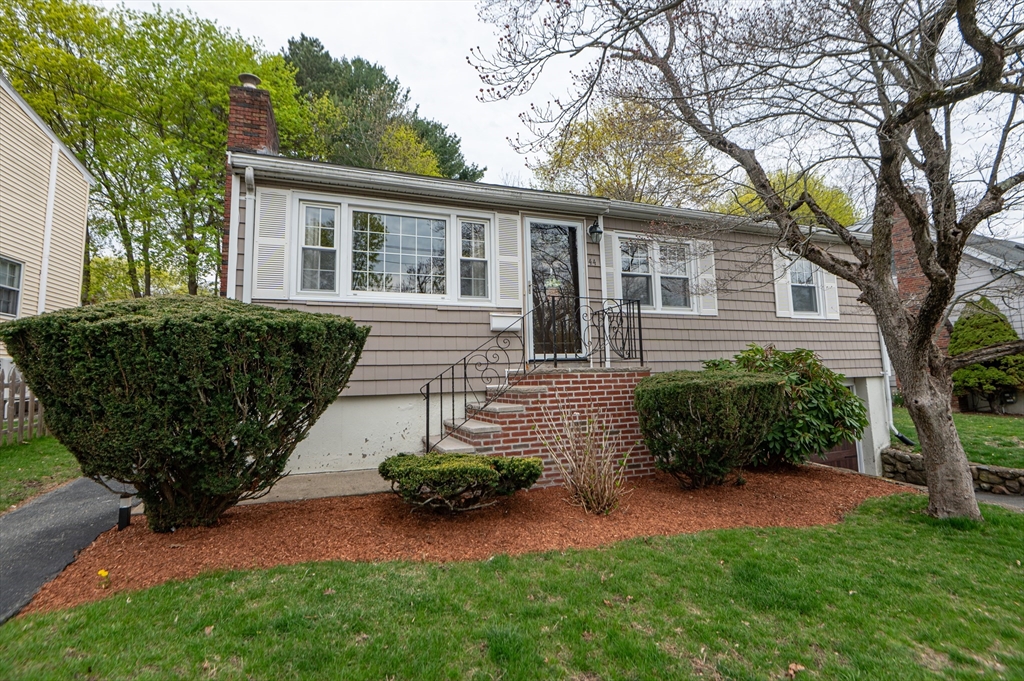 44 Harris Road Lynn, MA 01904 - Photo 1 of 26 Gallery Image 1