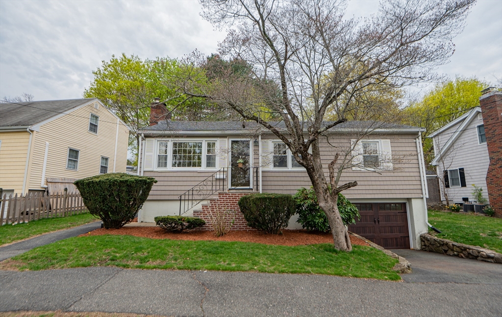 44 Harris Road Lynn, MA 01904 - Photo 3 of 26 Gallery Image 3