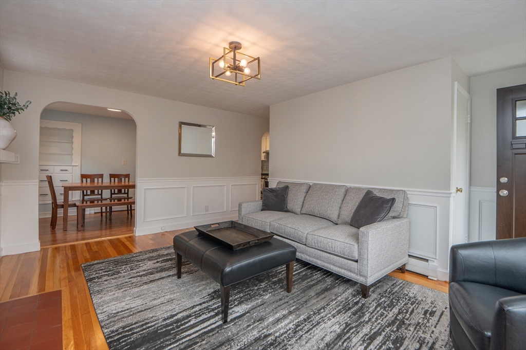 44 Harris Road Lynn, MA 01904 - Photo 5 of 26 Gallery Image 5