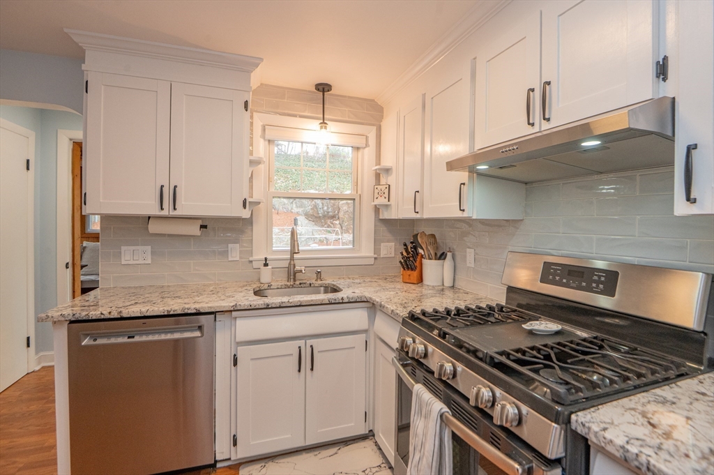 44 Harris Road Lynn, MA 01904 - Photo 8 of 26 Gallery Image 8