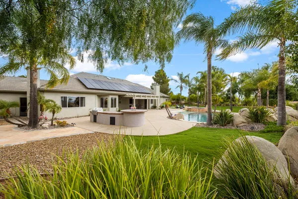 $1,199,000 | 30012 McKenna Heights Court, Valley Center, CA 92082