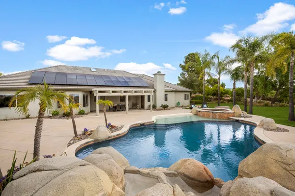 $1,199,000 | 30012 McKenna Heights Court, Valley Center, CA 92082