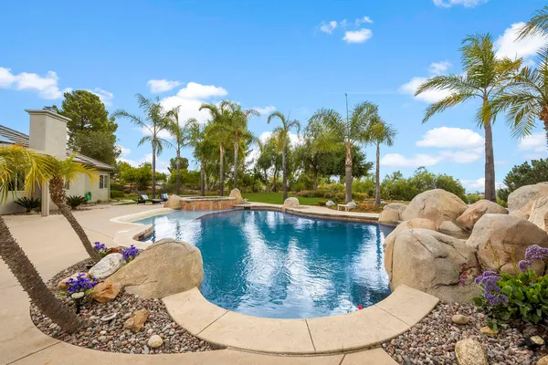$1,199,000 | 30012 McKenna Heights Court, Valley Center, CA 92082