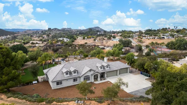 $1,199,000 | 30012 McKenna Heights Court, Valley Center, CA 92082