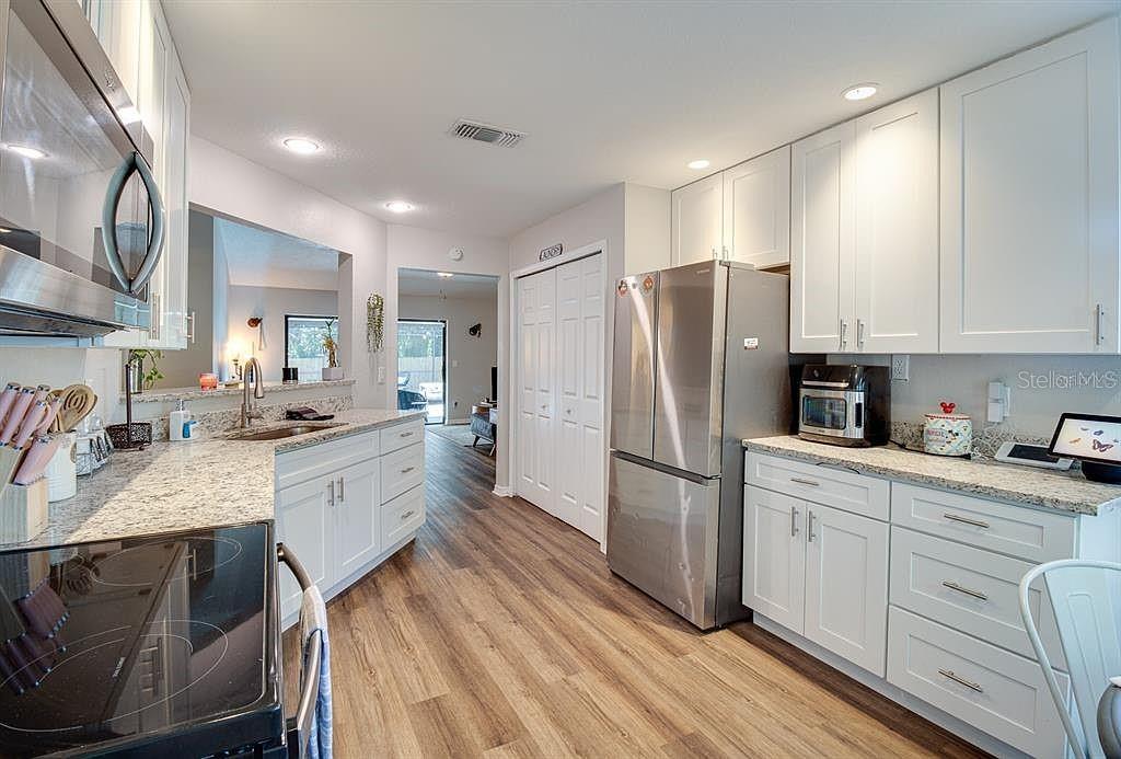 5401 Lighthouse Road Orlando, FL 32808 - Photo 13 of 28