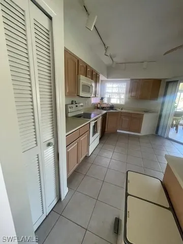 $6,000 | 20918 Country Barn Drive, Estero, FL 33928