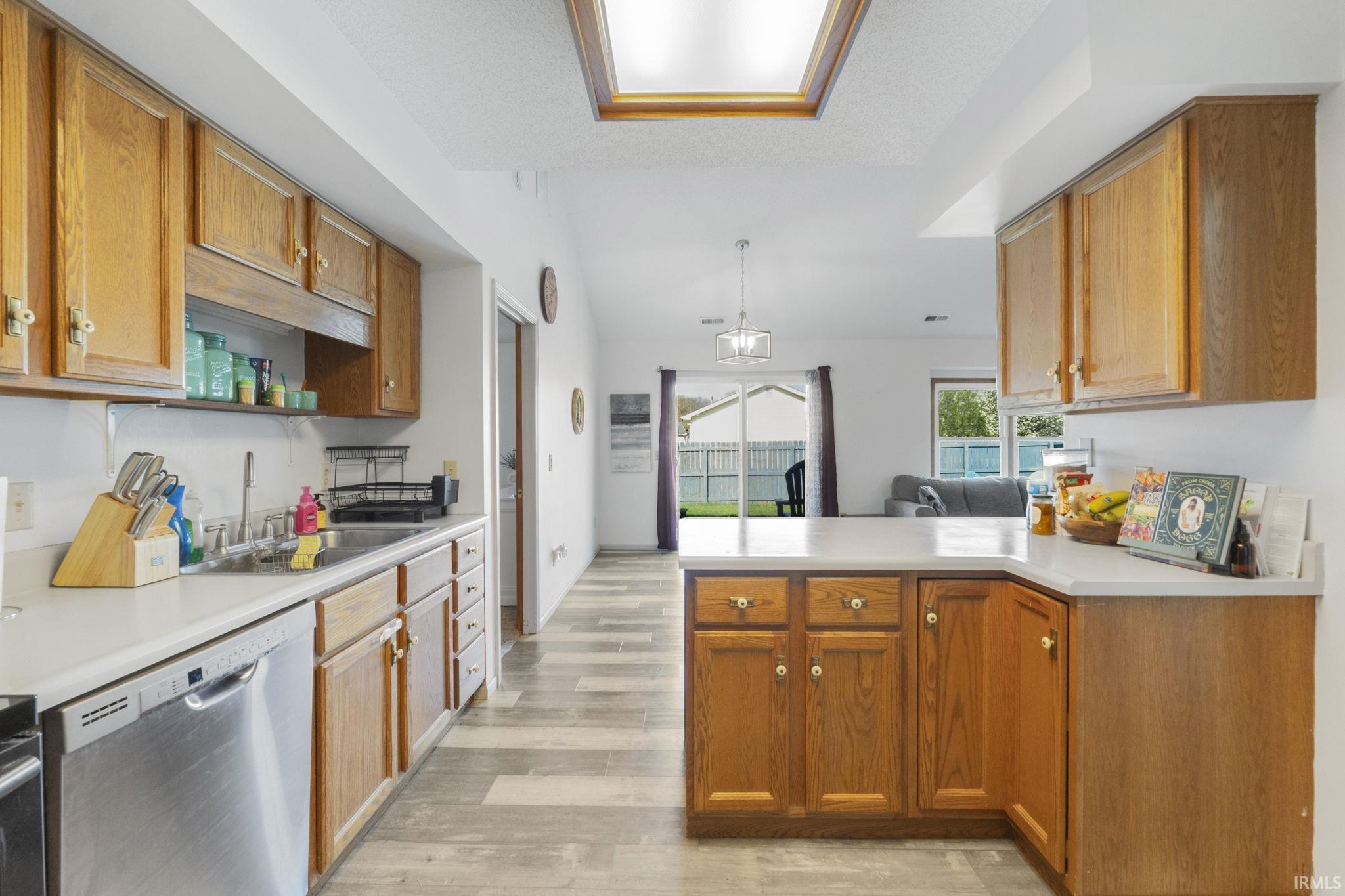 805 Deer Ridge Crossing Auburn, IN 46706 - Photo 17 of 36 Gallery Image 17