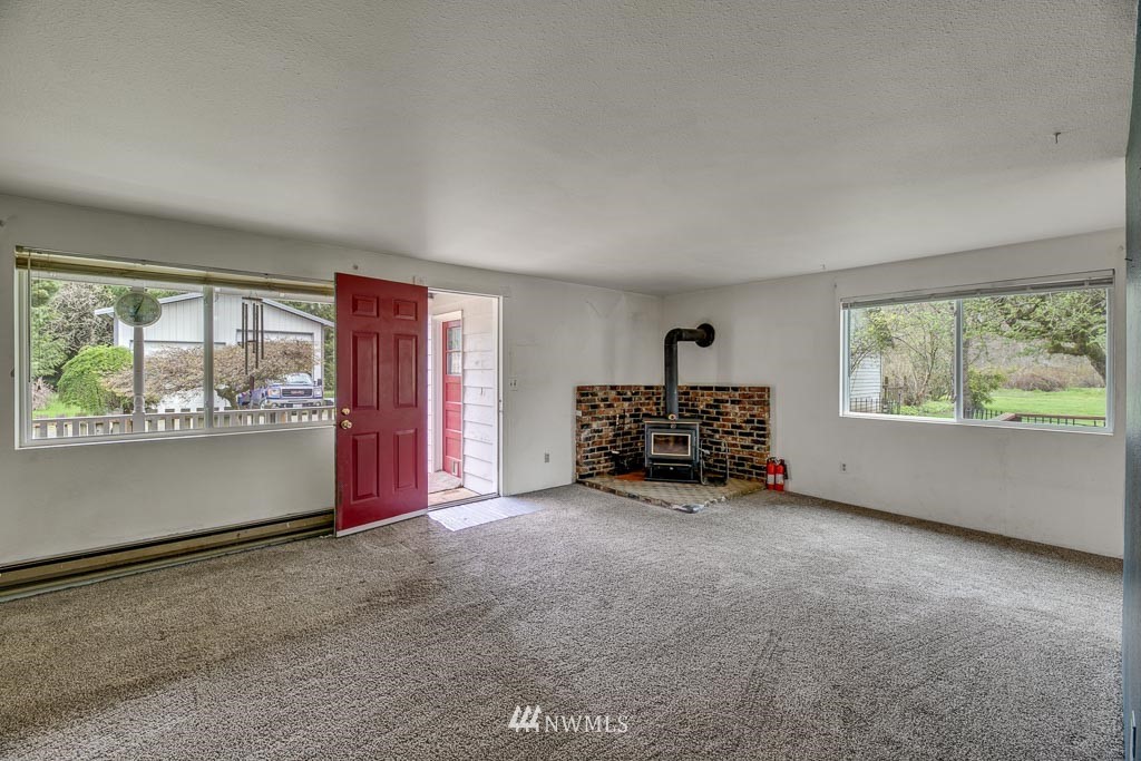 13625 Jordan Road Arlington, WA 98223 - Photo 11 of 40 Gallery Image 11