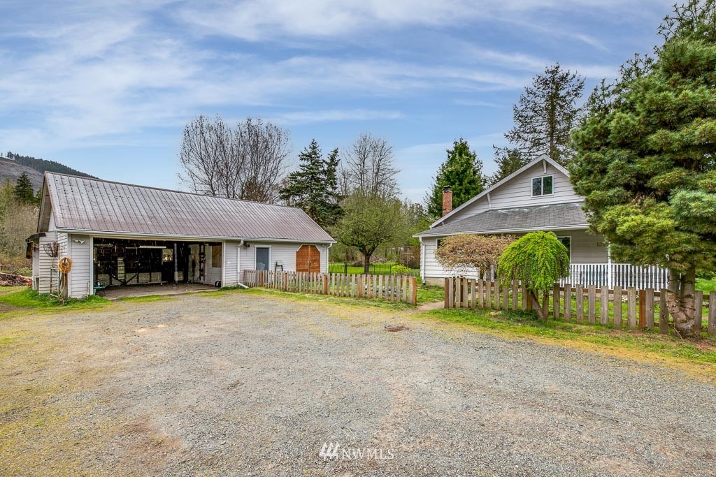 13625 Jordan Road Arlington, WA 98223 - Photo 2 of 40 Gallery Image 2
