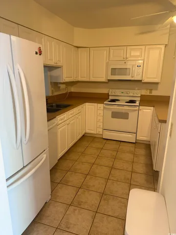 $1,800 | 80 Wedgefield Village Road, Unit 46, Georgetown, SC 29440