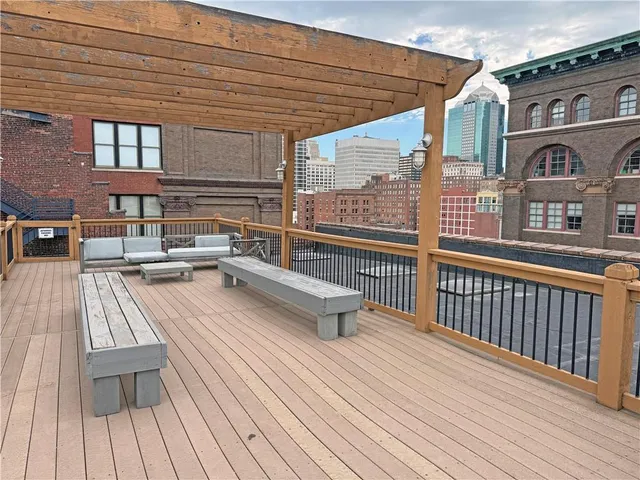 $154,000 | 308 West 8th Street, Unit 216, Kansas City, MO 64105