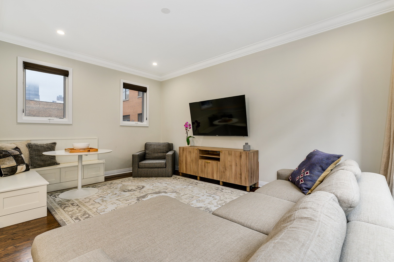 Undisclosed Address Chicago, IL 60607 - Photo 19 of 36