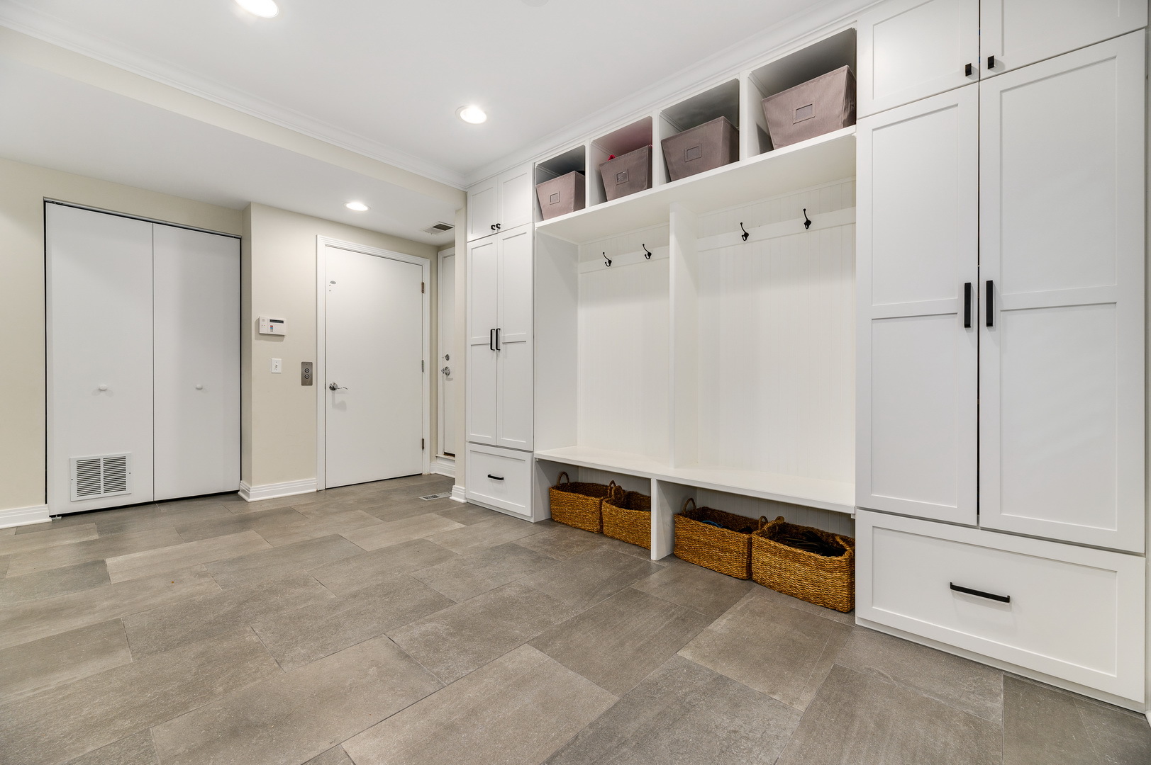 Undisclosed Address Chicago, IL 60607 - Photo 22 of 36