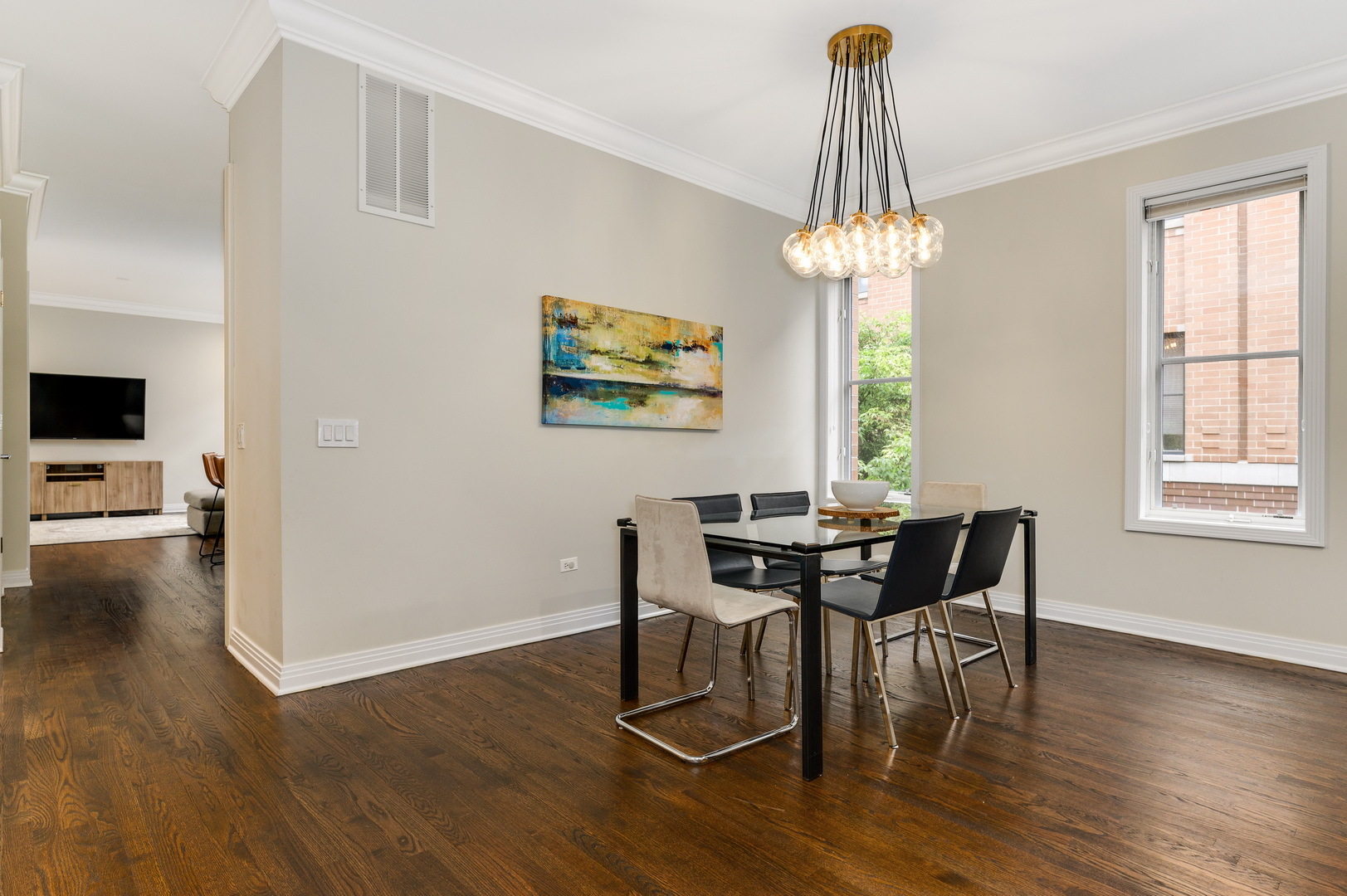 Undisclosed Address Chicago, IL 60607 - Photo 6 of 36