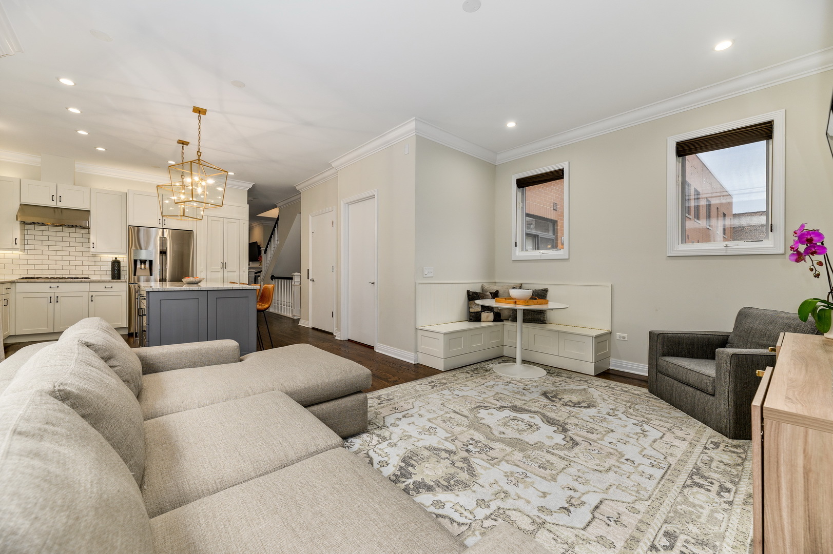 Undisclosed Address Chicago, IL 60607 - Photo 10 of 36