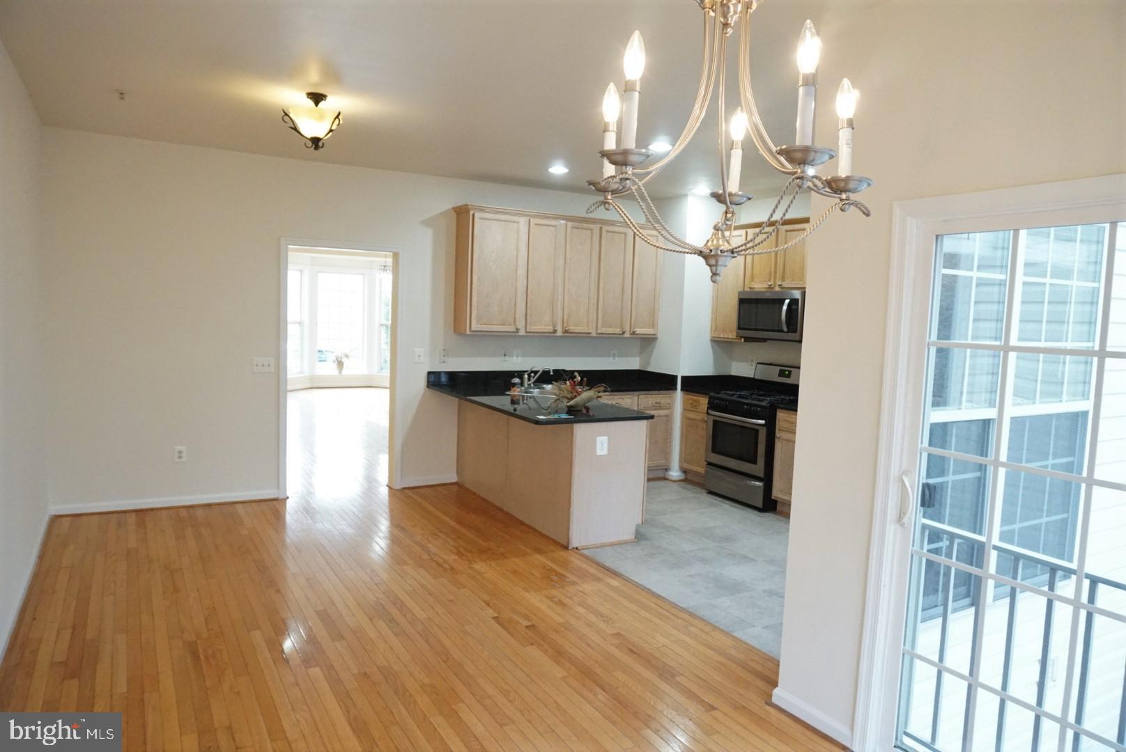 13933 Lullaby Road Germantown, MD 20874 - Photo 30 of 106 Gallery Image 30