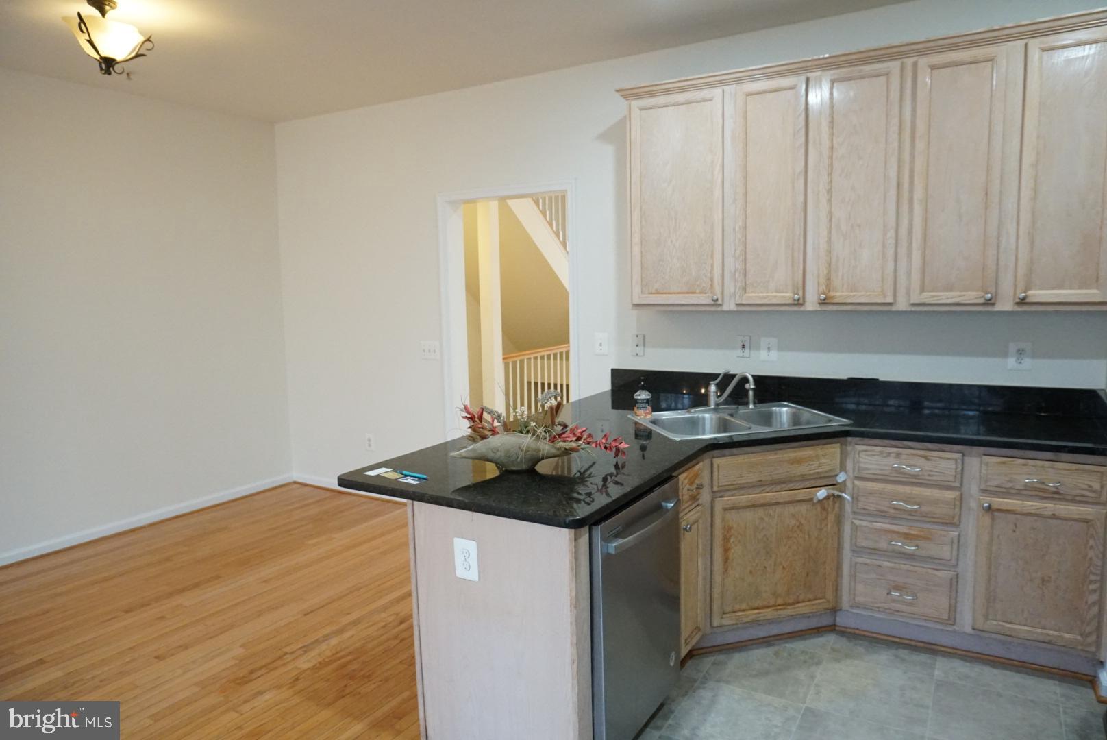 13933 Lullaby Road Germantown, MD 20874 - Photo 32 of 106 Gallery Image 32