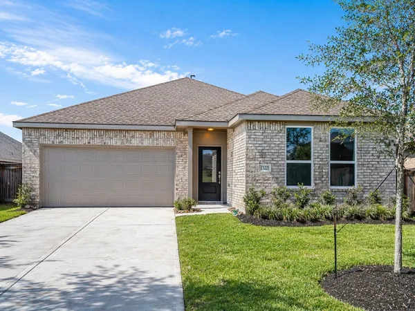 $2,650 | 13221 Harbor Pt Drive, Texas City, TX 77568