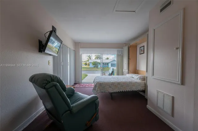 $199,000 | 2001 Schooner Drive, LaBelle, FL 33935