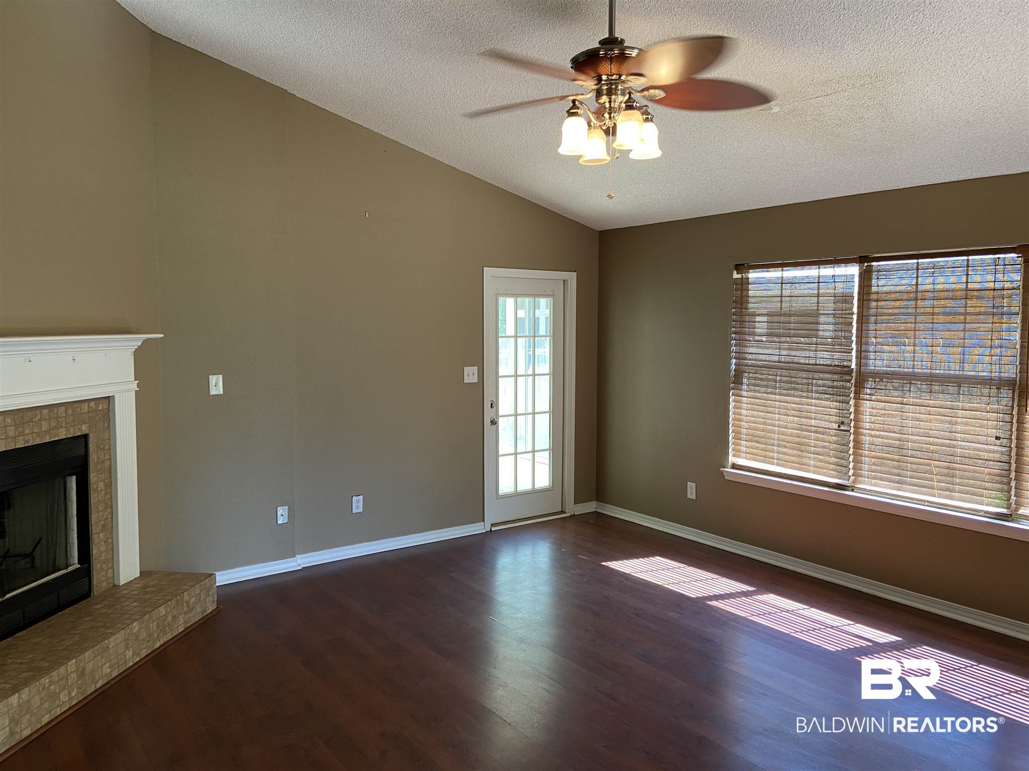313 Cahaba Street Foley, AL 36535 - Photo 6 of 18