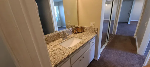 $2,100 | 1395 Caminito Gabaldon, Unit C, San Diego, CA 92108