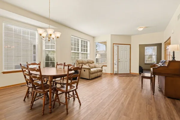 $469,000 | 1151 Barkston Lane, Aurora, IL 60502