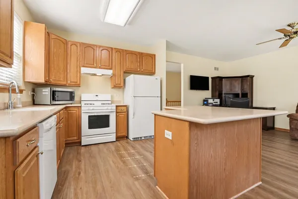 $469,000 | 1151 Barkston Lane, Aurora, IL 60502