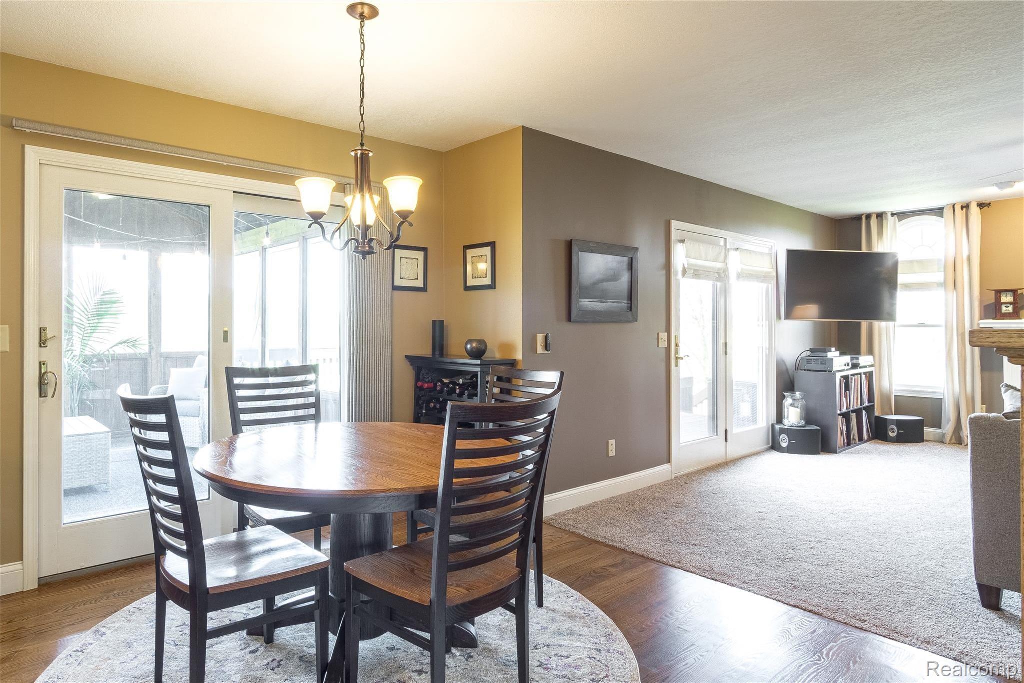 6440 Lahring Road Gaines, MI 48436 - Photo 11 of 48 Interiors (18 of 53).jpg