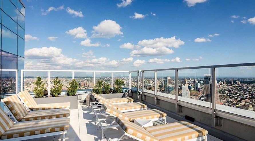 100 Willoughby Street, Unit 28Q Brooklyn, NY 11201 - Photo 8 of 10 a view of swimming pool with seating space