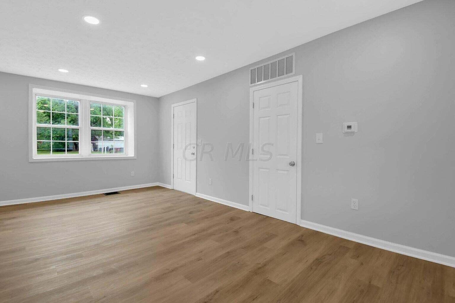 2197 Watkins Road Columbus, OH 43207 - Photo 5 of 21 20221207153511324491000000-o