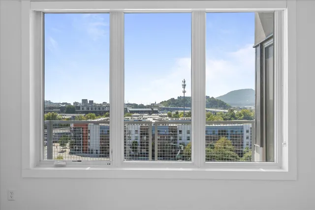 $468,000 | 411 Fairpoint Street, Unit 402, Chattanooga, TN 37405