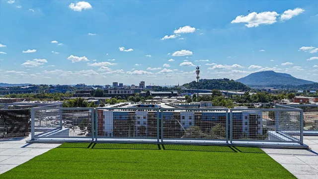 $468,000 | 411 Fairpoint Street, Unit 402, Chattanooga, TN 37405