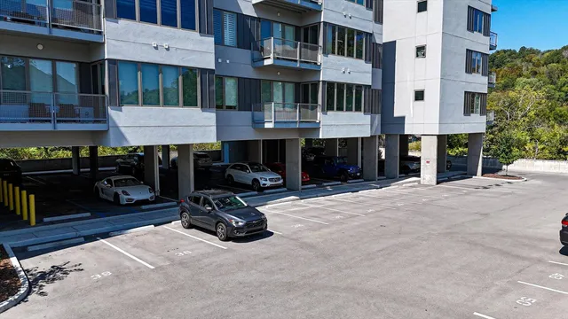 $468,000 | 411 Fairpoint Street, Unit 402, Chattanooga, TN 37405