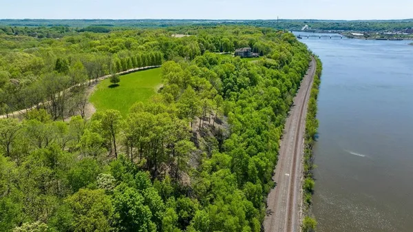 $590,000 | Lot 1 Wolff Hazel Green, Hazel Green, WI 53811