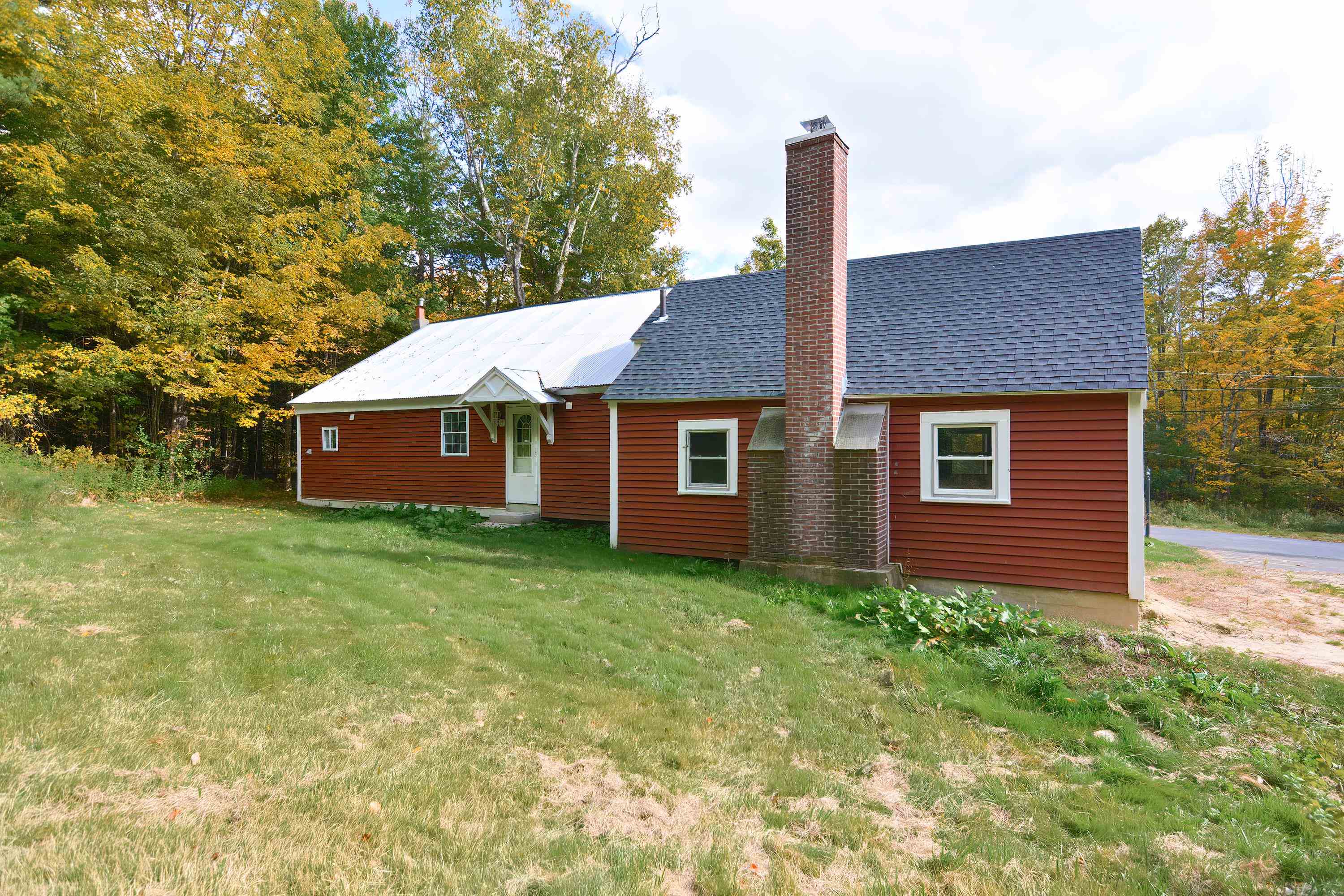 305 Peaked Hill Road Bristol, NH 03222 - Photo 39 of 48
