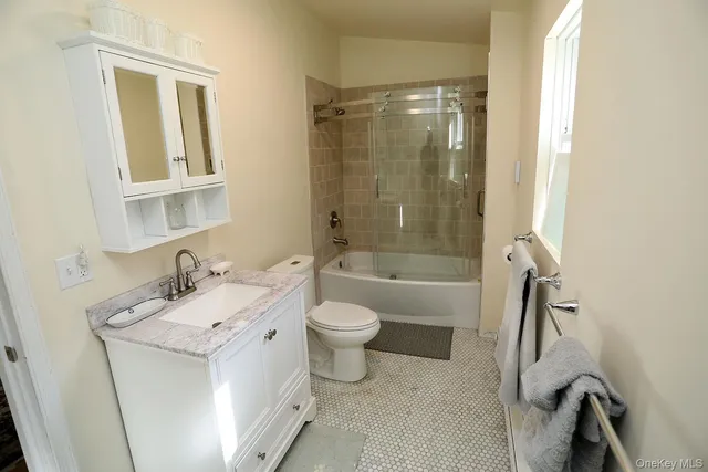 $369,000 | 73 Clover Hill Lane, Damascus, PA 18415