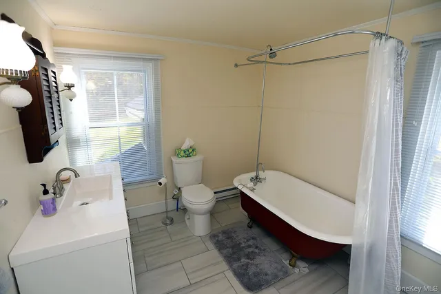 $369,000 | 73 Clover Hill Lane, Damascus, PA 18415