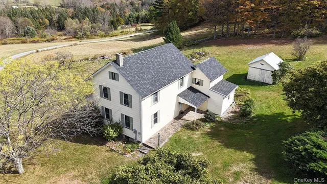 $369,000 | 73 Clover Hill Lane, Damascus, PA 18415