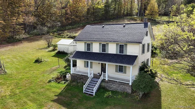 $369,000 | 73 Clover Hill Lane, Damascus, PA 18415