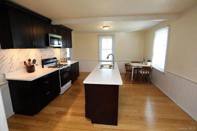 $369,000 | 73 Clover Hill Lane, Damascus, PA 18415