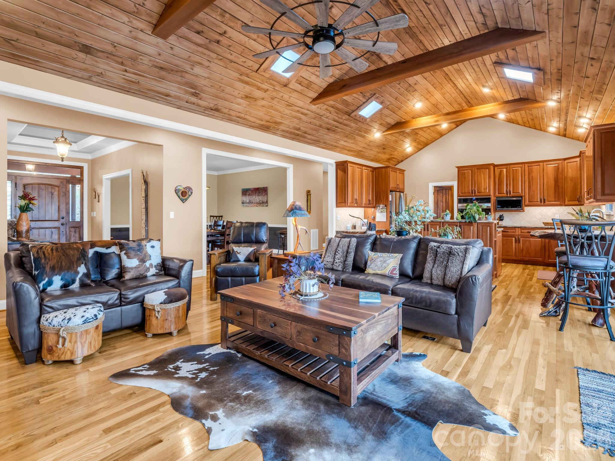 140 Mt Hebron Road Hendersonville, NC 28739 - Photo 15 of 48