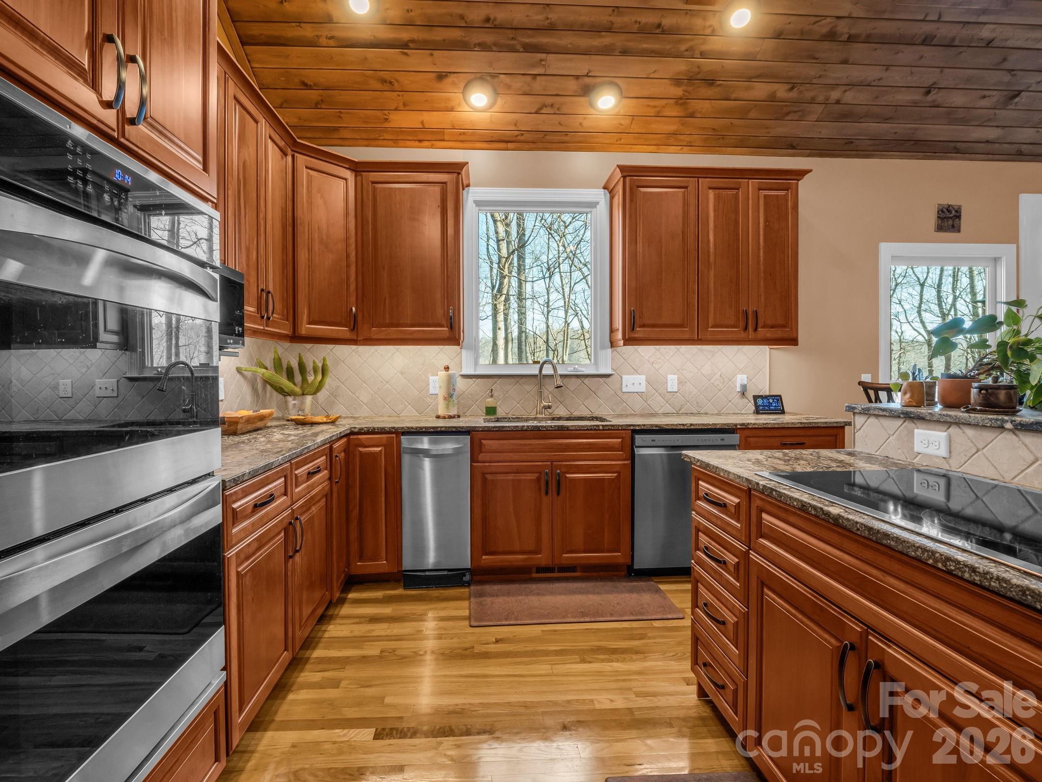 140 Mt Hebron Road Hendersonville, NC 28739 - Photo 18 of 48