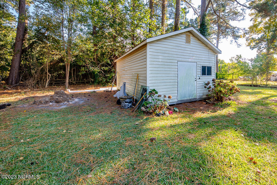 205 Neuse Cliff Road New Bern, NC 28560 - Photo 18 of 20 IMG_3879-HDR