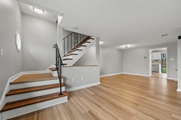 $2,850 | 68 Sterling Lane, Unit 68, Haverhill, MA 01835
