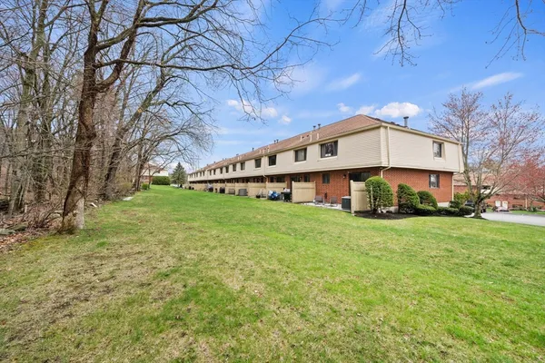 $2,850 | 68 Sterling Lane, Unit 68, Haverhill, MA 01835