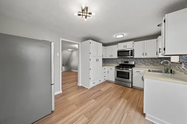 $2,850 | 68 Sterling Lane, Unit 68, Haverhill, MA 01835