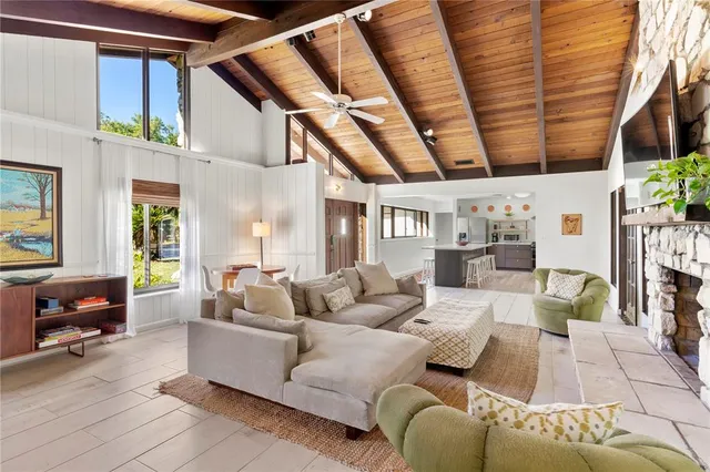 $3,250 | 804 Pennsylvania Way, Sarasota, FL 34243