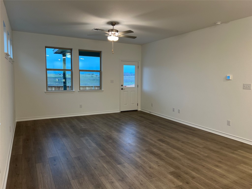 497 Papaya Drive Buda, TX 78610 - Photo 14 of 39