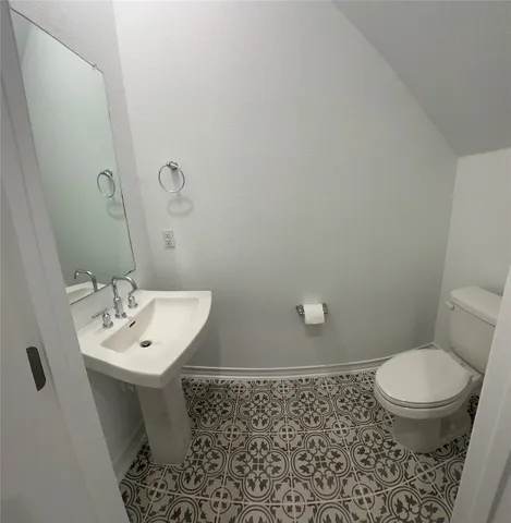 $2,250 | 497 Papaya Drive, Buda, TX 78610