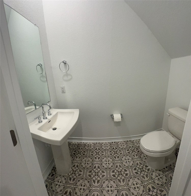 497 Papaya Drive Buda, TX 78610 - Photo 7 of 39